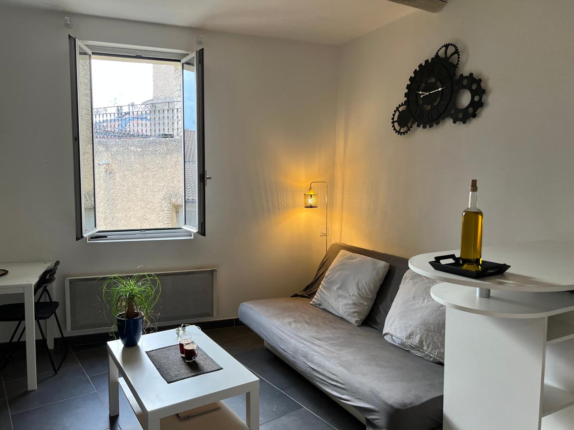 Cosy Hyper Centre Avec Kitchenette & Climatisation *